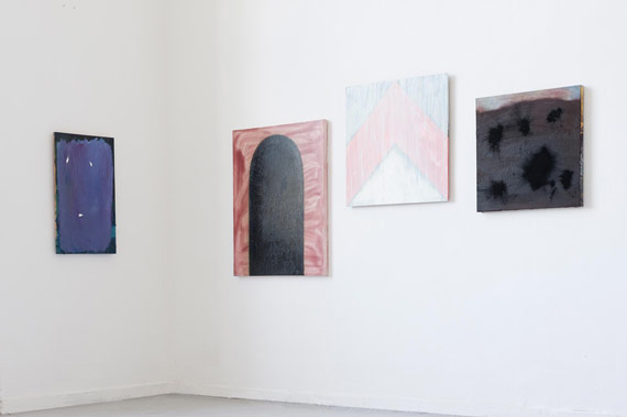 Ausstellungsansicht der Abschlussarbeit von Alexander Wessel, Kunstakademie Düsseldorf, Klasse Siegfried Anzinger